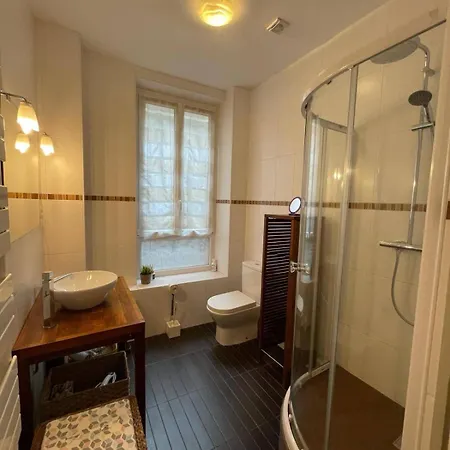 Le Saint Julien 3etoiles - Hypercentre - Proche Thermes - Balcon Apartamento Vichy